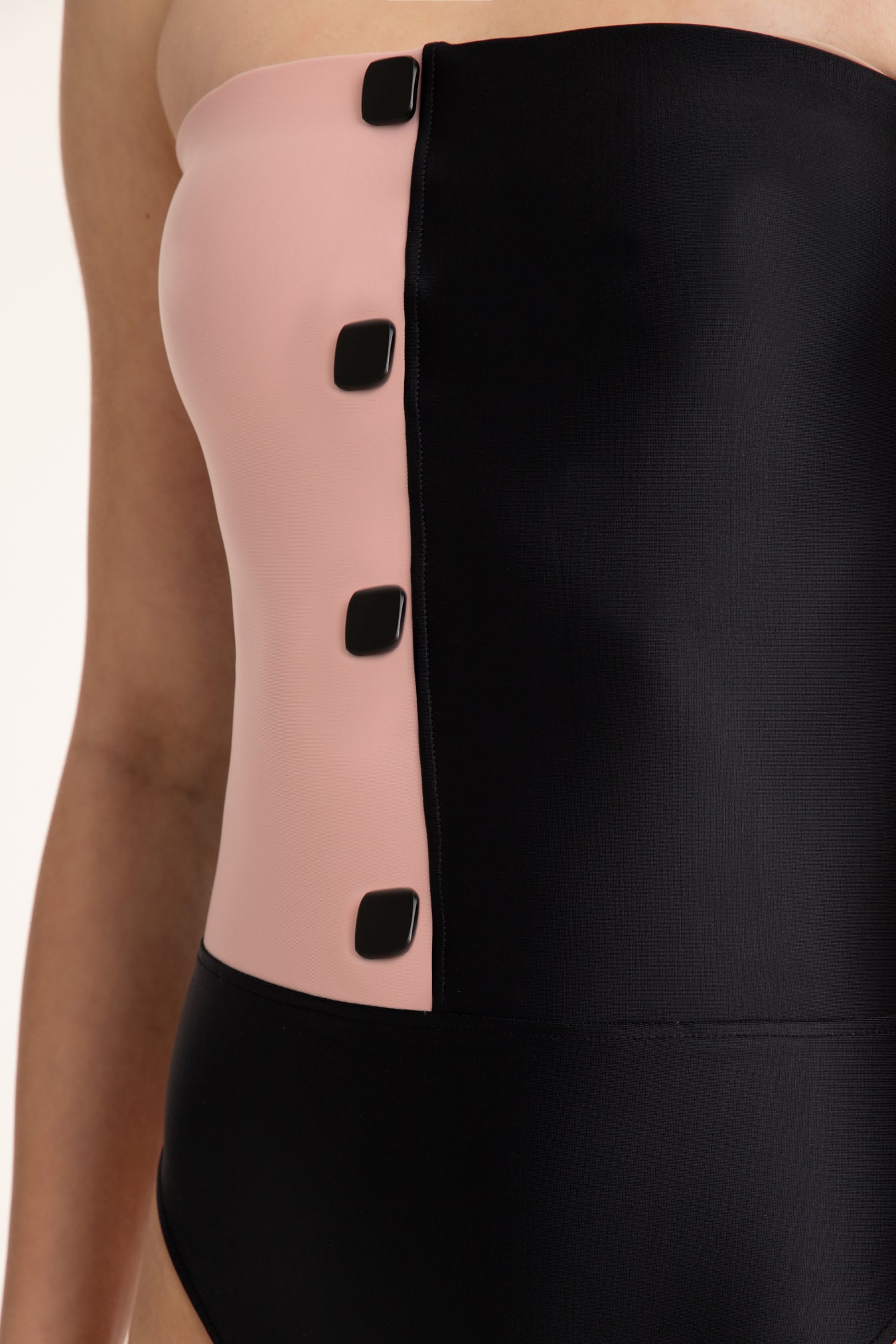 Bicolor Strapless Swimsuit Detail
