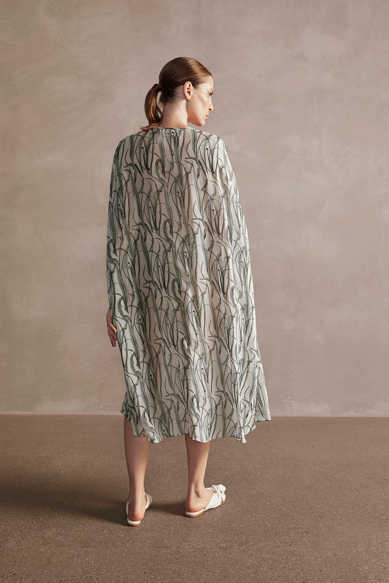 Samambaia Midi Cape Back