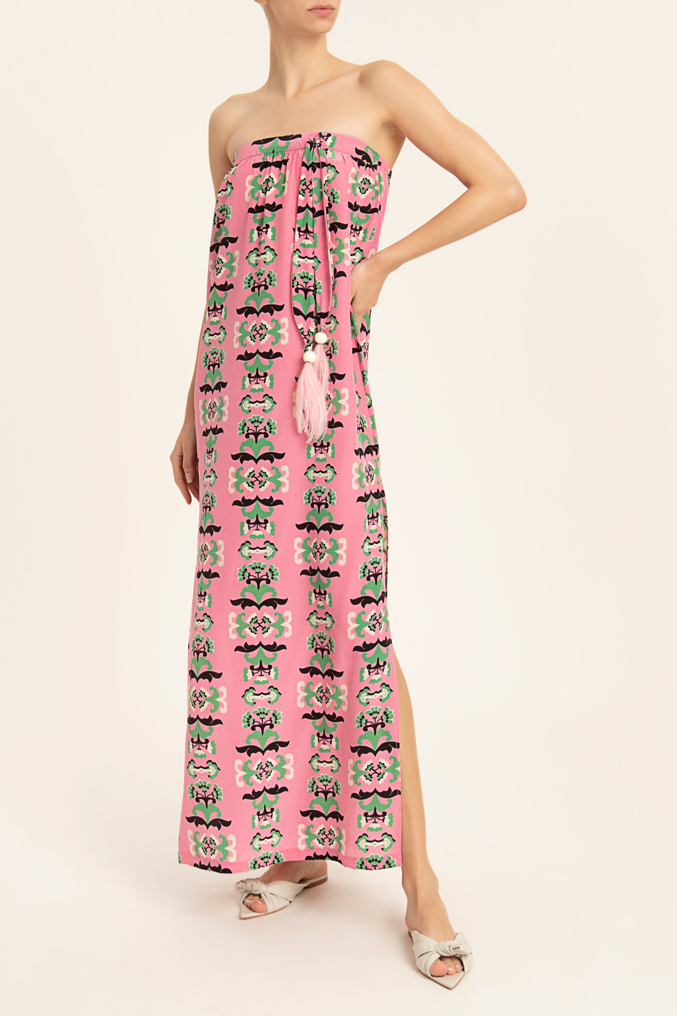 Twisted Flower Strapless Long Dress With Feathers Front