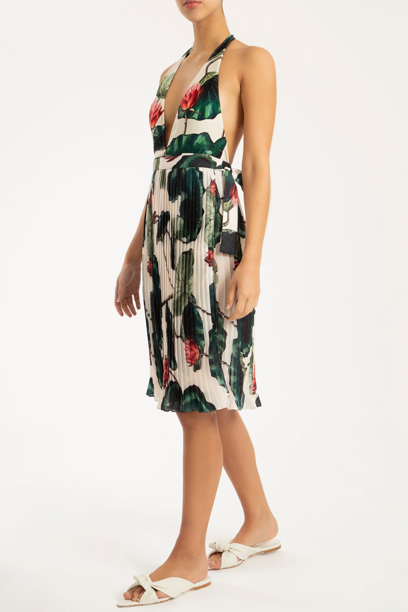 Victoria Regia Pareo Pleated Skirt Detail 2