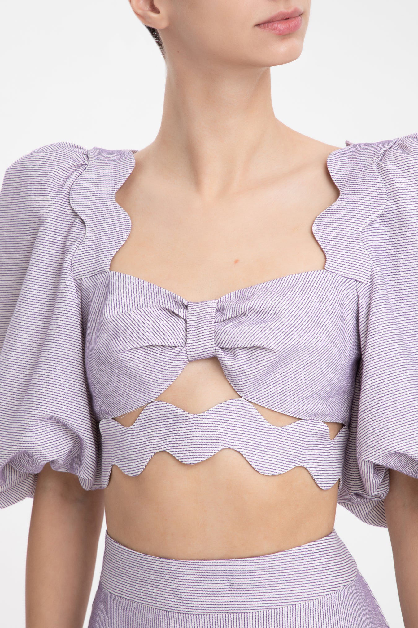 Moves Lilac Puff-Sleeved Cropped Blouse Detail