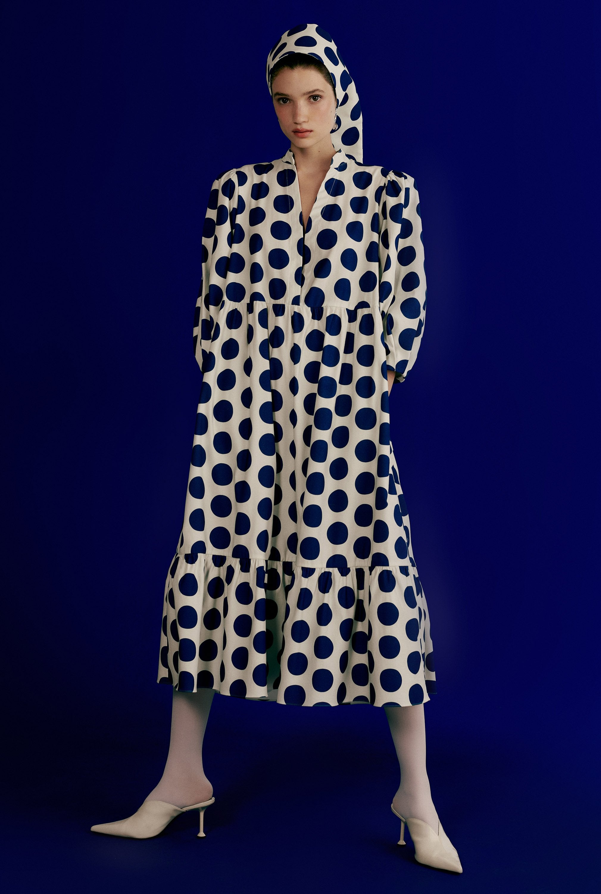 Pois Compose Midi Dress With Belt Campaign Image