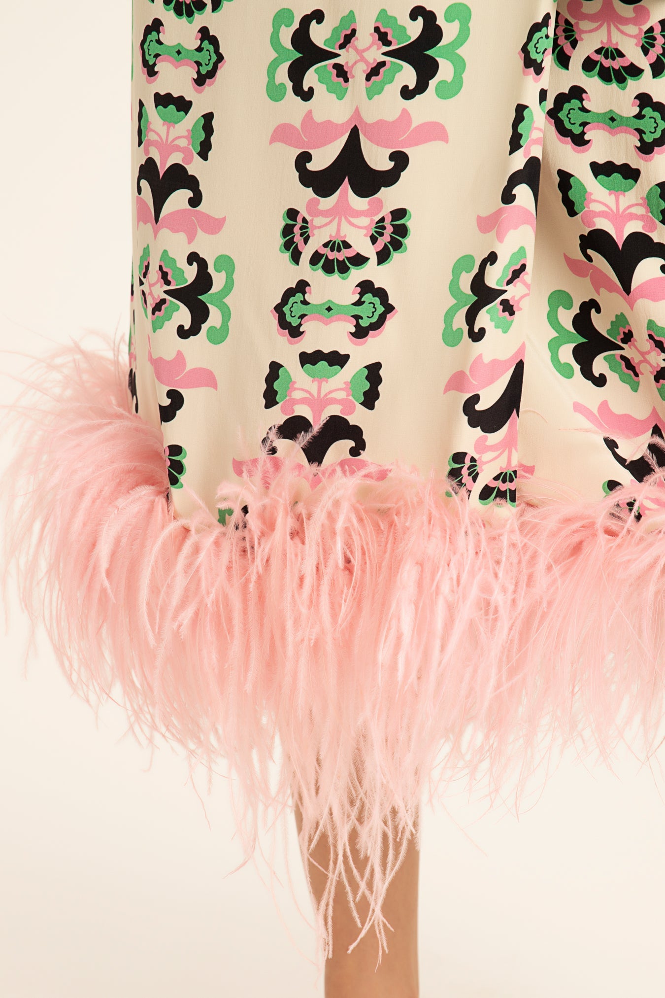 Twisted Flower Pareo Skirt With Feathers Detail 2