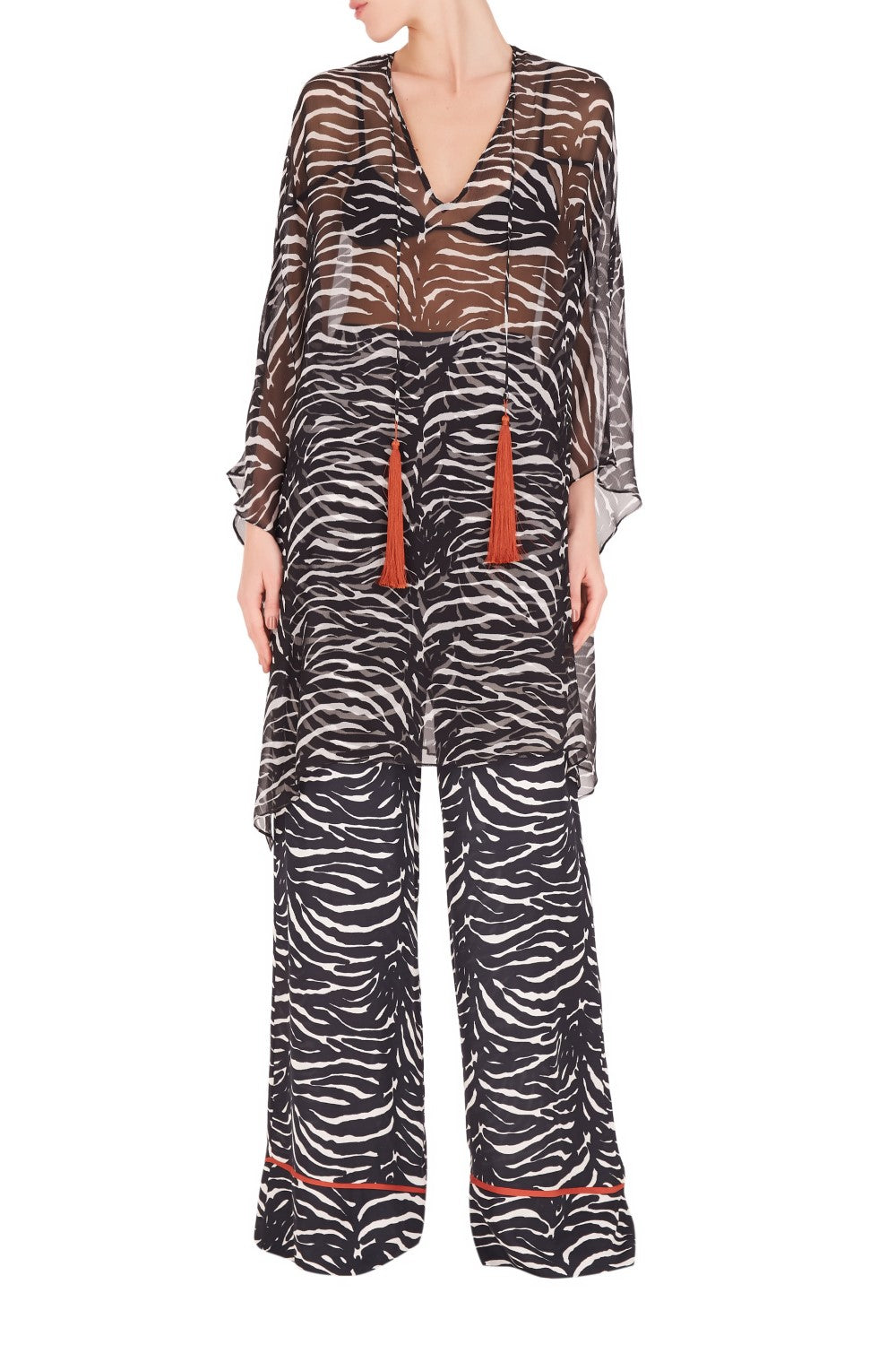 Reminiscent of 1970s style, these palazzo pants bring an elegant touch to your wardrobe