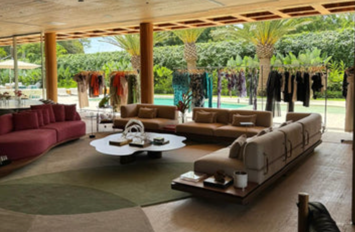 Adriana Degreas Launches Exciting Pop-Up Stores Across Brazil!