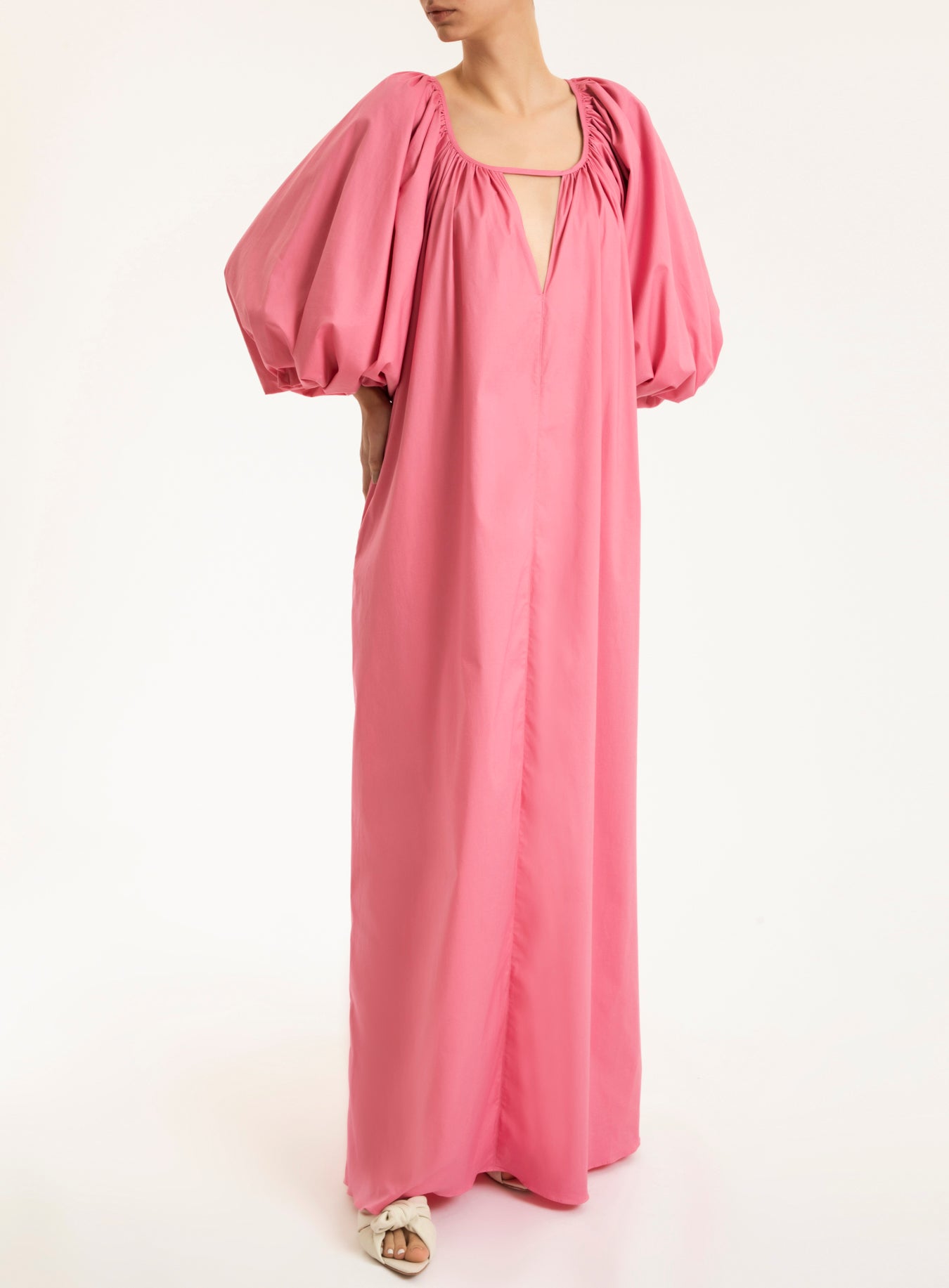 Effortless Chic Pink Puff-Sleeved Long Dress Front 2