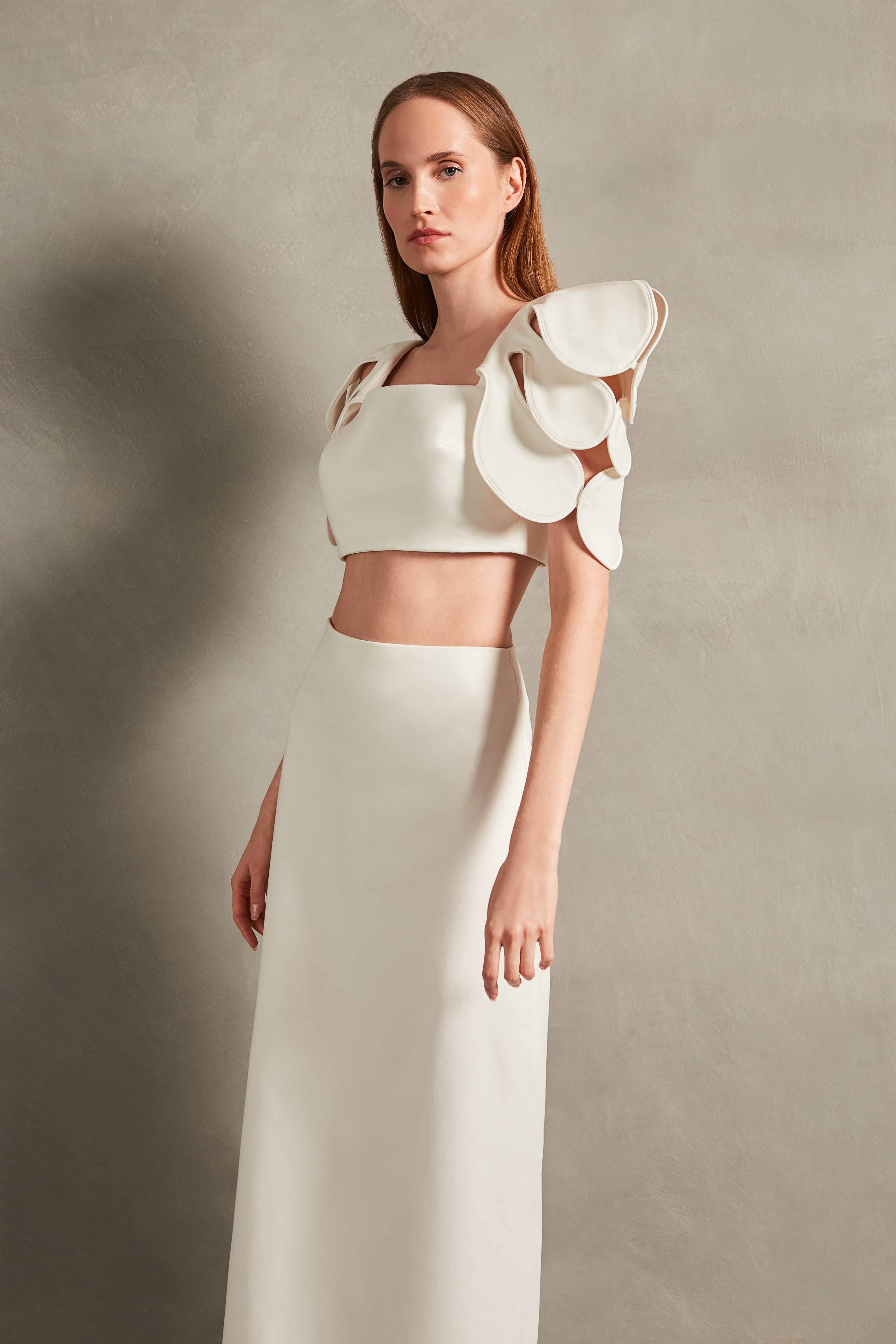 Floral Solid Off White High-Waisted Long Skirt Detail