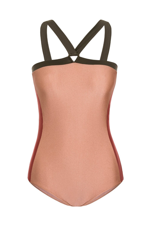 This classic halterneck maillot has different colors on the sides for a sculpting effect and ideal fit