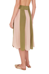 This vintage inspired rose and green skirt will bring an elegant touch to your summer wardrobe