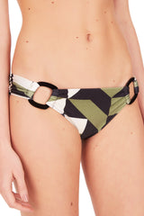DeColorated with geometric print inspired from 1920’s Art Deco movement, this version of triangle bikini is cut from stretch fabric and has top and low-rise briefs that are both detailed with resin buckle. Wear it with pareo skirt and basket bag after the beach