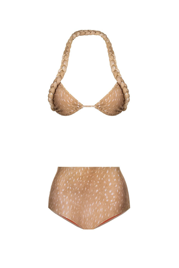 Adriana Degreas has innovative shape and techniques that ensures the perfect fit