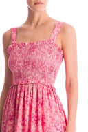 This New Vintage style dress is made from lightweight fabric and we love it with flat sandals