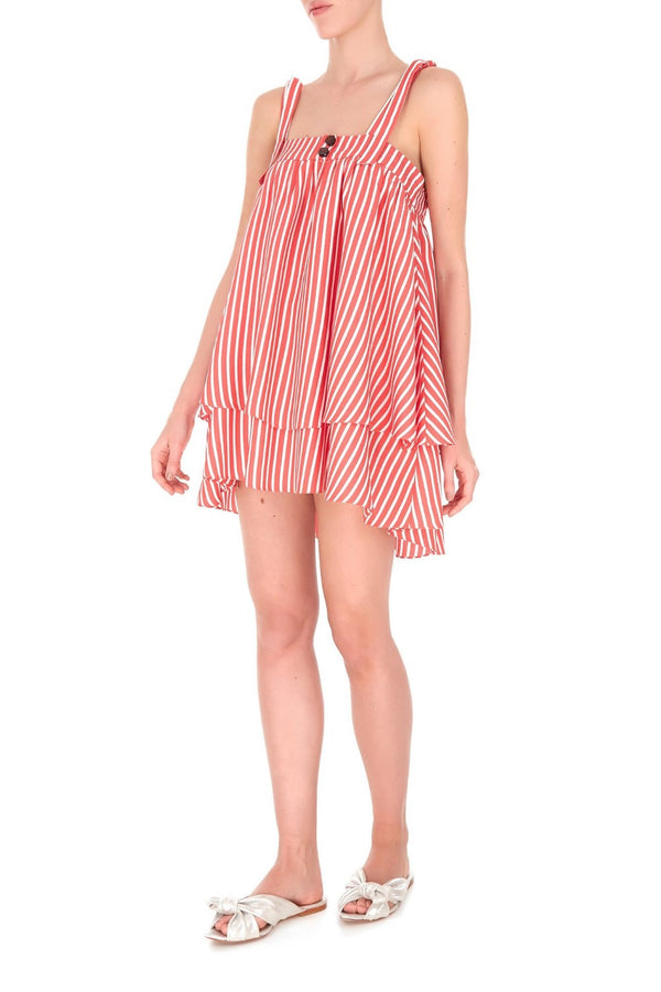 This loose-fitting style mini dress is perfect for tropical vacations