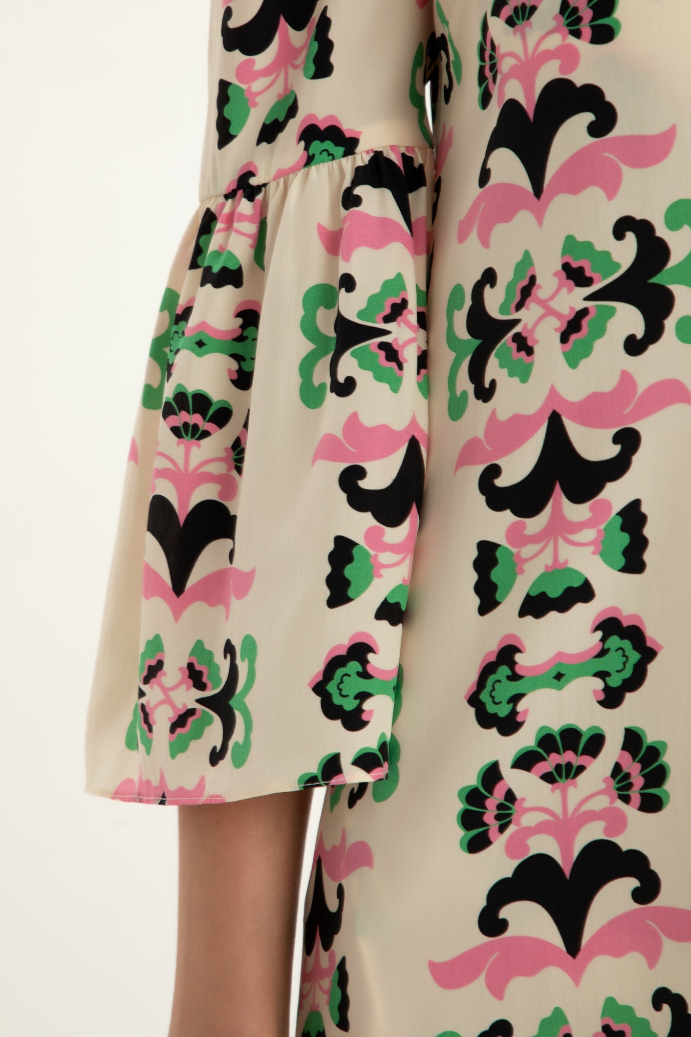 Twisted Flower Midi Robe Sleeve Detail